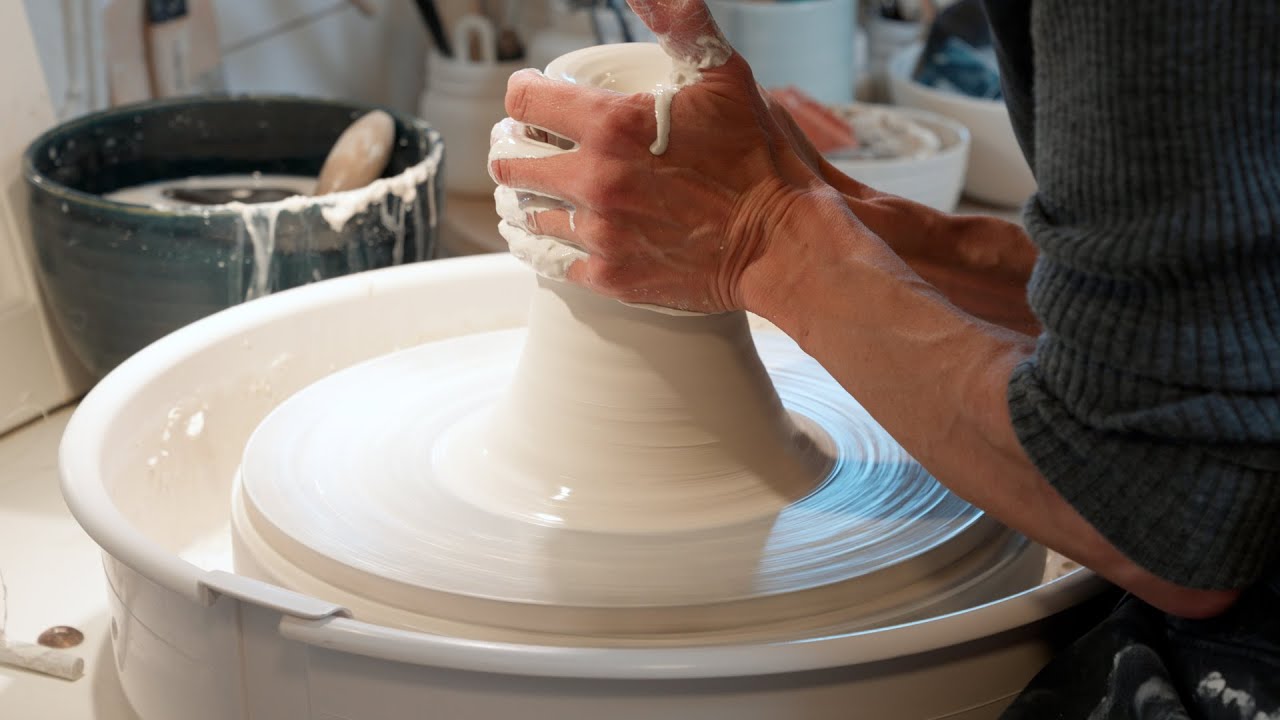 Черпайте вдохновение из арктического побережья Норвегии вместе с художницей Сесили Хааланд