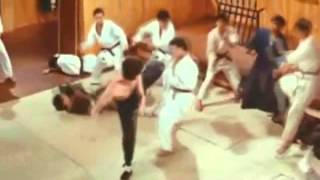 Jackie Chan VS Bruce Lee