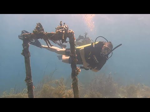 On bat notre RECORD de profondeur en PLONGÉE sous-marine 😲 !! / Sailing Atypic S2 • E35