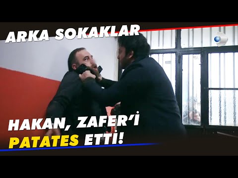 Hakan, Zafer'i Fena Dövdü! - Arka Sokaklar 572. Bölüm @arkasokaklaryeni