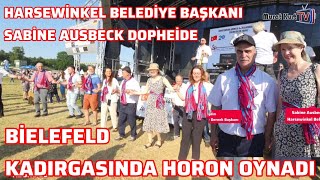 Almanya Harsewinkel Belediye Başkanı Sabine Ausbeck Dopheide Horon Oynadi İbrahim Kahraman
