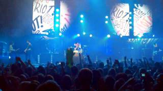 9/17 Paramore concert, End of show