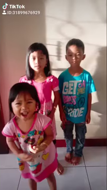 Main tik tok karena covid 19 bosen di rumah aja  jadi main tik tok(4)
