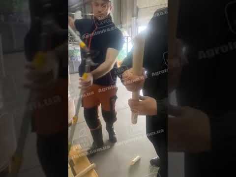 Секатор для гілок 670мм, d зрізу 45мм, зріз косий, телескопічні рукоятки VERANO (71-838), видео 1