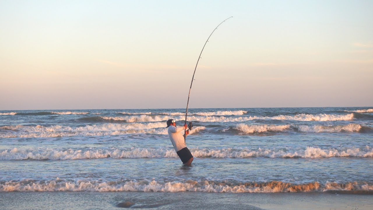 This is Why You NEVER GIVE UP while Surf Fishing Texas Fishing YouTube