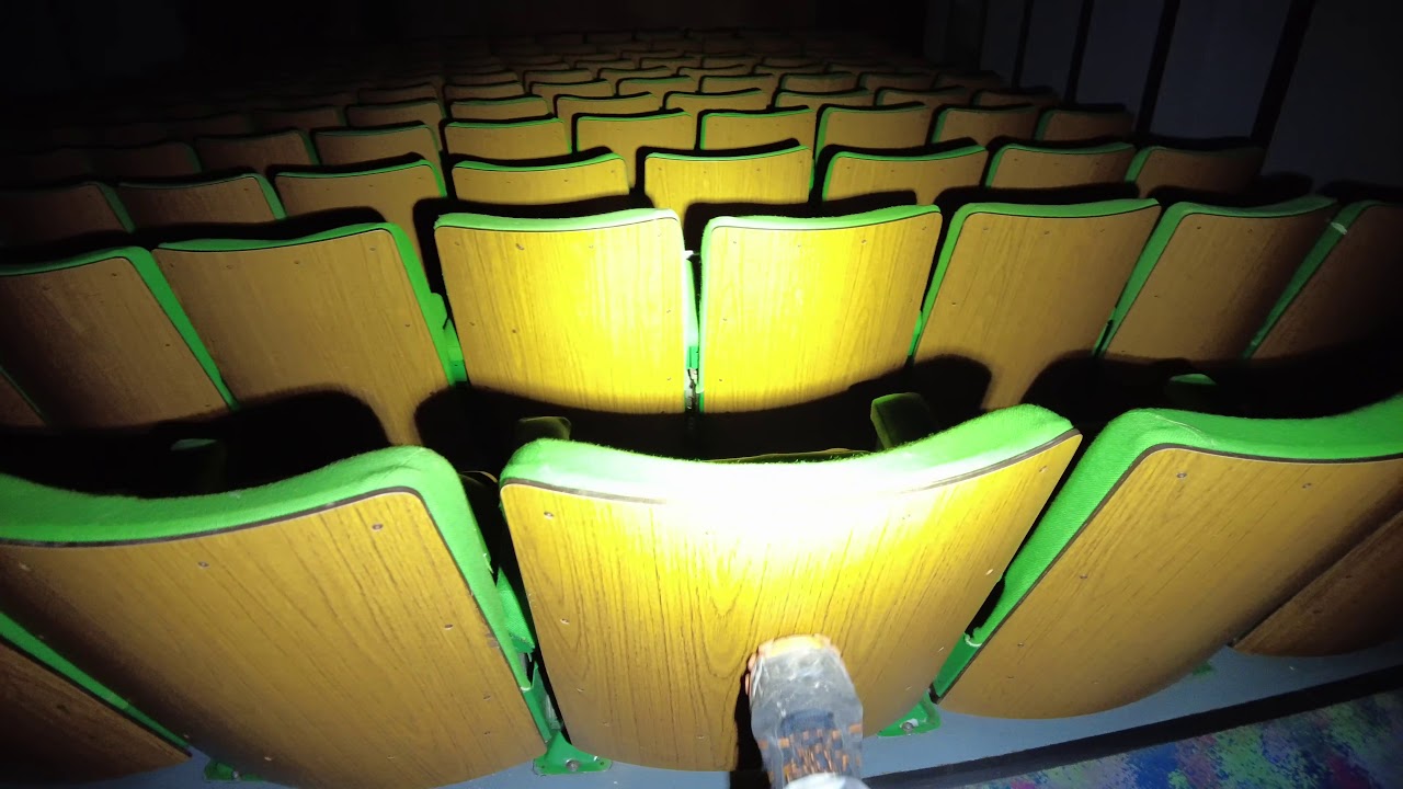 SHOWCASE CINEMA Smashed Up Attraction