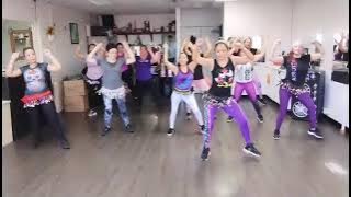 FANATICA SENSUAL DJ YAYO ZUMBA CON CHIO la sabrosura