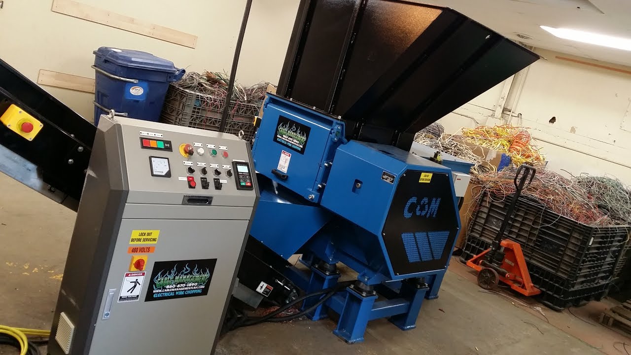 Single Shaft Shredder with a Cable Management C1 Wire Chopping System