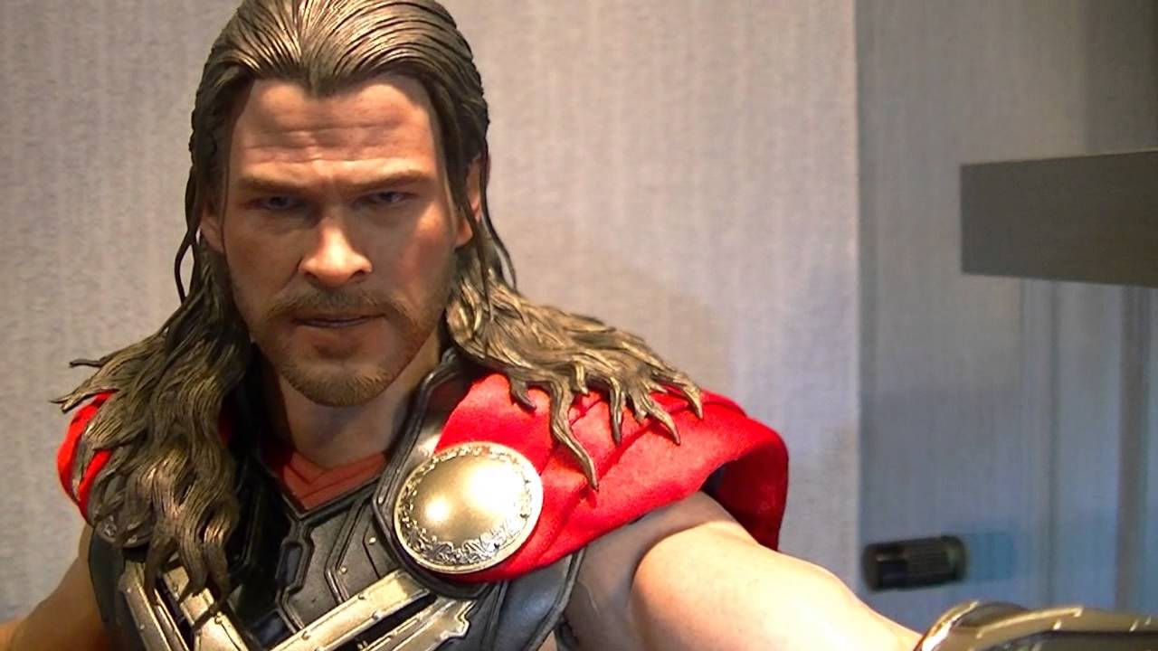 Hot Toys Thor 2 Light Asgardian Armor & Regular Versions Part 1
