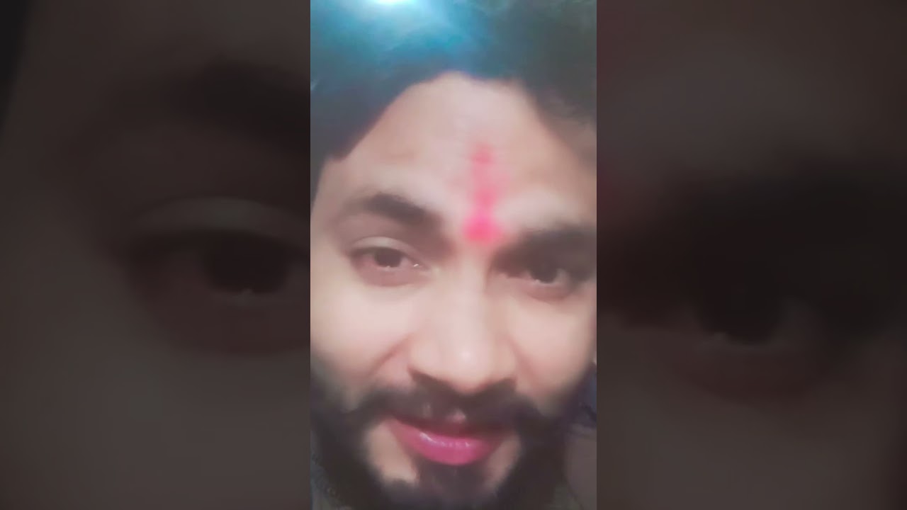 mard kabhi paise ke piche nahin bhagata