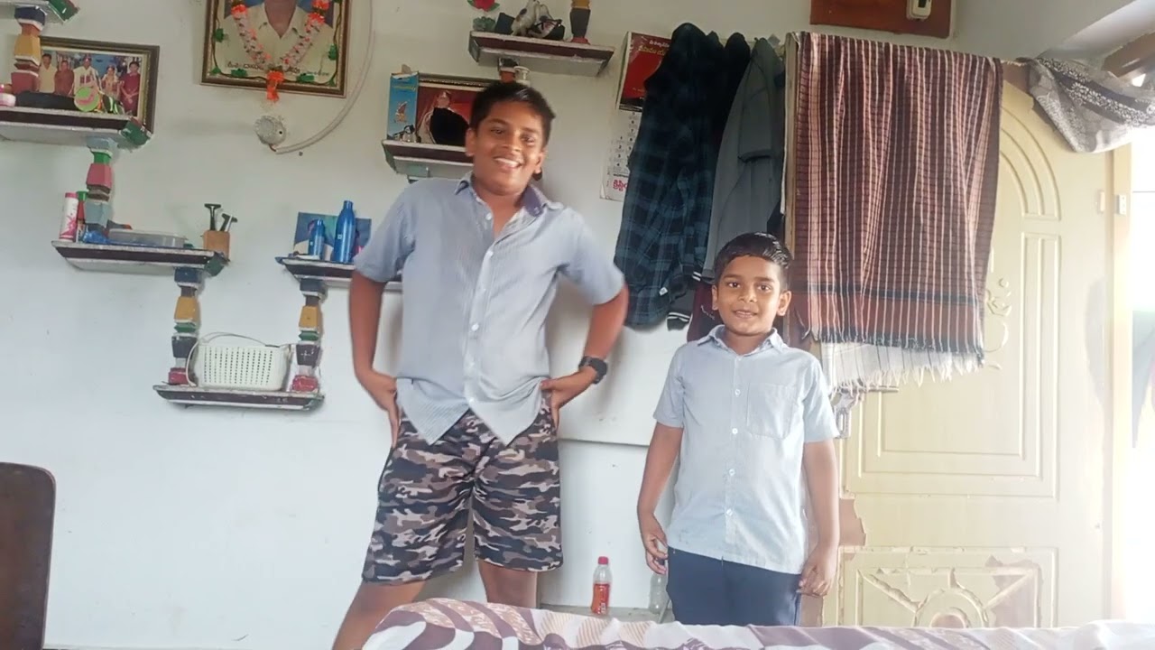 Choopulotoo guchi guchi song dance performance 