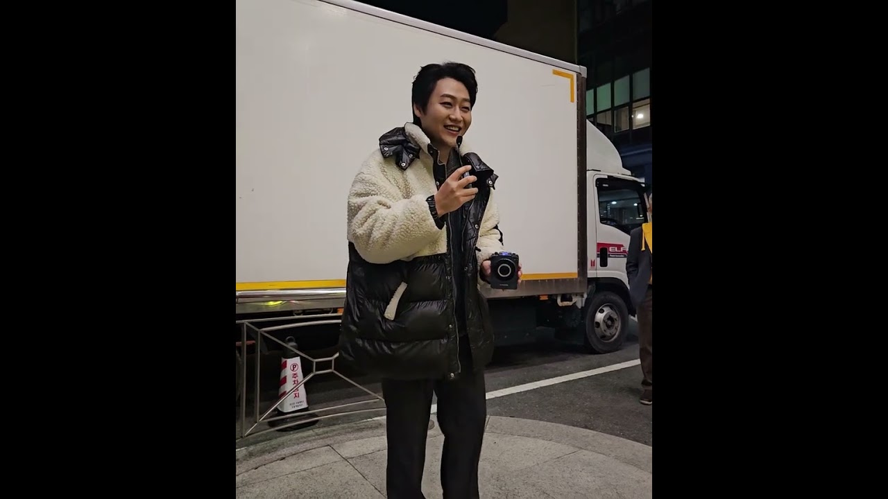 2025년10월29일 TOP10가요쇼 민수현 가수님 퇴근길  재미 있어 빵빵 웃음이 나왔어요