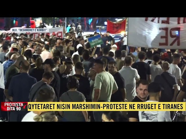 Protestuesit marshojnë në rrugët e Tiranës: Ju erdhi fundi!