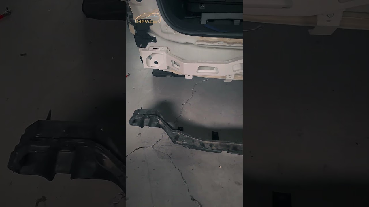 Kia Carnival KA4 後防撞樑