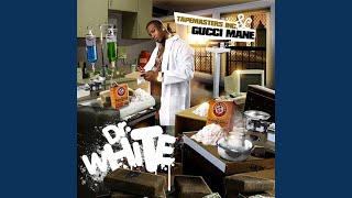 Don't Trust Her feat. Ludacris