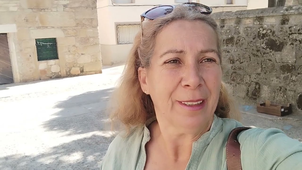 La casa de la mujer panzuda en Villas buenas de Gata