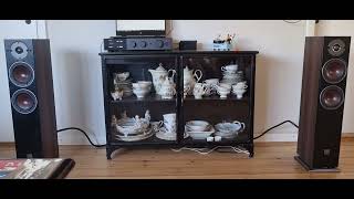 SOUND DEMO || Dali Oberon 5 + Audiolab 9000a || "Friendship" by Pascal Letoublon