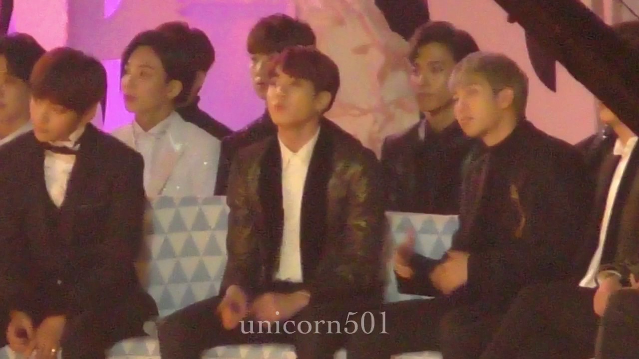 BTS JungKook reaction to ikon melon2016