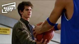 The Amazing Spider-Man: Peter vs. Flash Basketball Scene (Andrew Garfield) Resimi