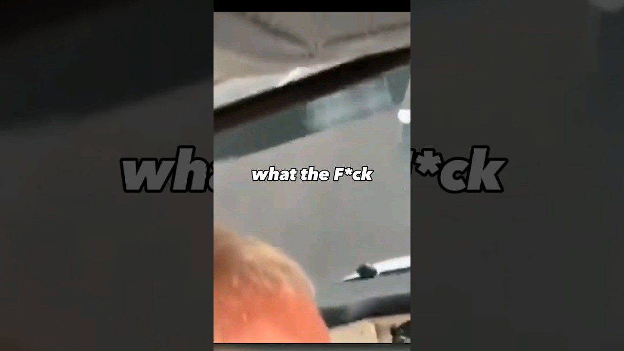 pilot pulls up a the landing gears while landing |funny fail