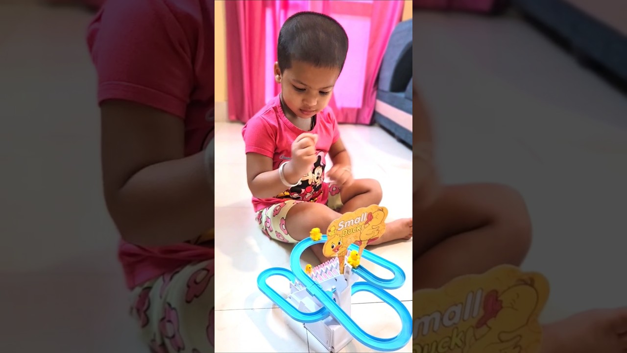 Reet & Small Adventure Duck Toy Sing Five Little Ducks! 