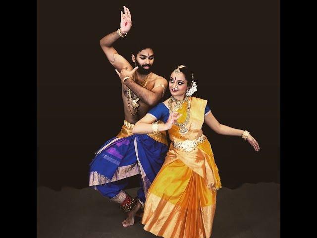 Image of bharatanatyam dancers performing on stage-UR524537-Picxy