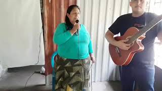 Video thumbnail of "Coros de Avivamiento en vivo - Hermana Sabina de El Salvador  Alabanzas Cristianas Coros alegres"