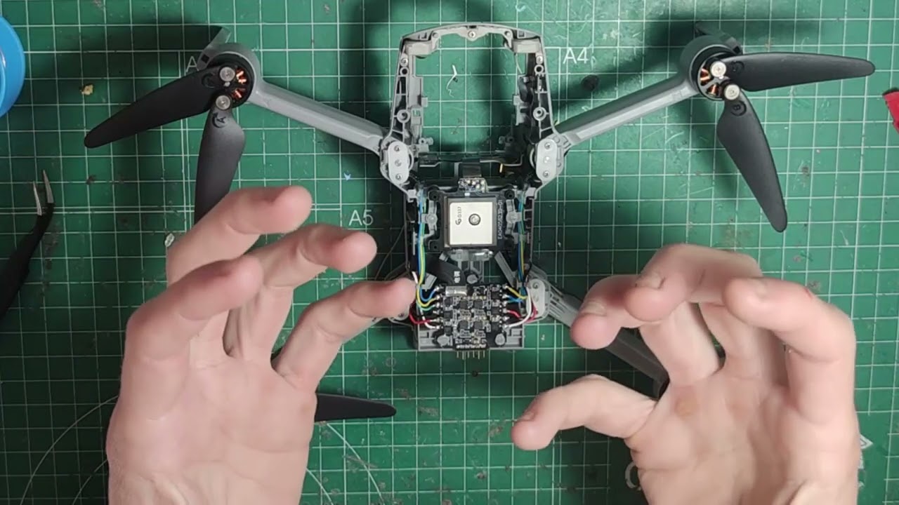 Hubsan Mini Pro Soldar cables de motores y colocacion de cables