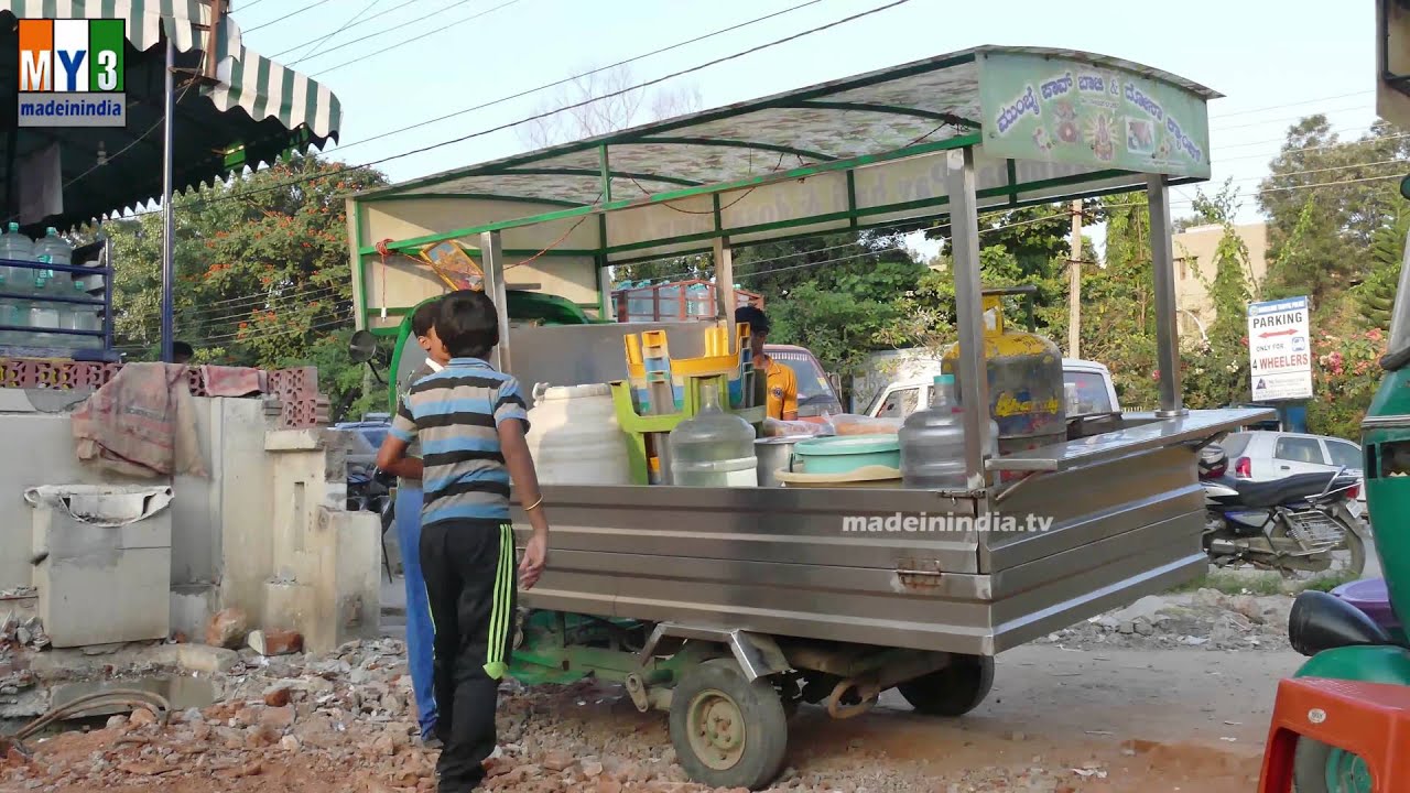 PAV BHAJJI MAKING | STREET FOOD ON WHEELS street food