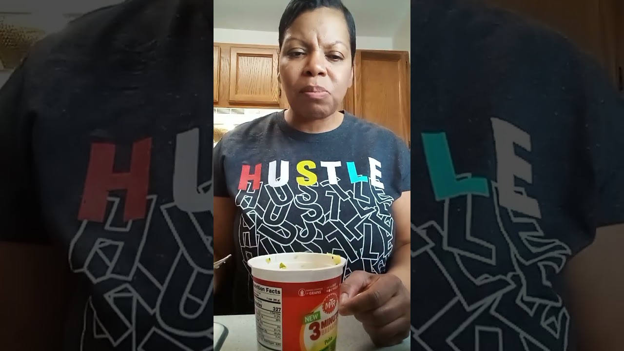 MTR Poha 3 Minute Breakfast Cup