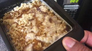 How to make Ramen noodles in the microwave using the top Ramen Ramen noodle cooker