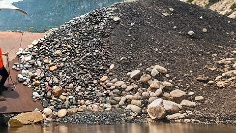 Barge Unloads 4800 Tons of Large Cobblestones - Video From the Start - Relaxing Sounds