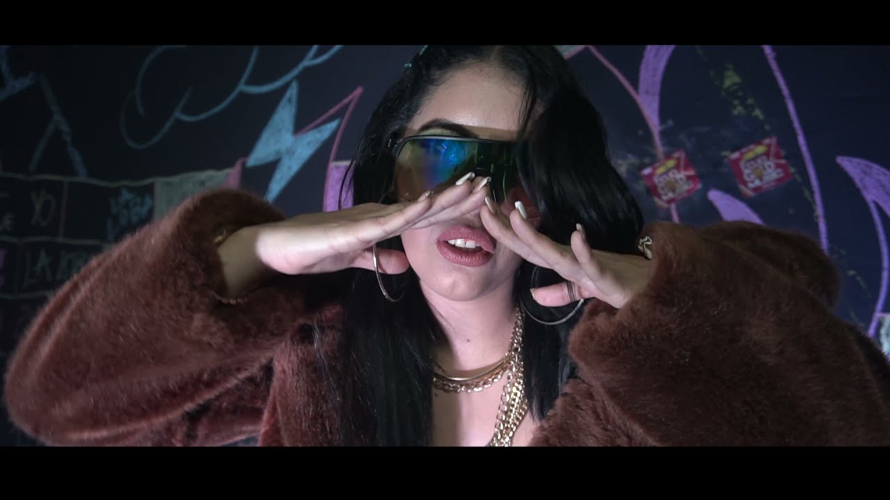 WOOH ❌ FIORELLA LA LOBA ❌ WARNER BEATZ