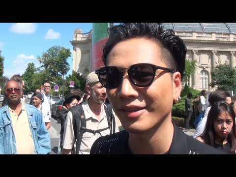 FASHION WEEK PARIS . EXIT DIOR .