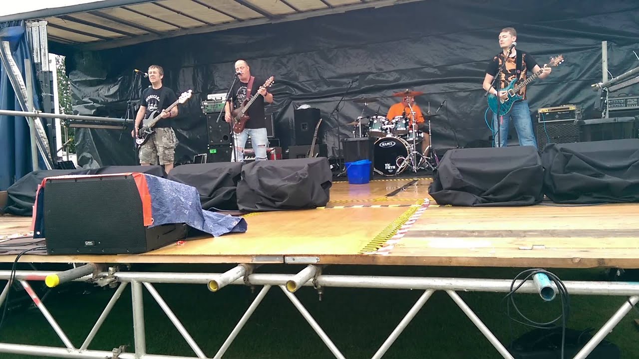 Decoy Grimsby Highway to hell YouTube