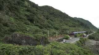 5856次 CT273蒸汽火車通過北關海潮公園附近海岸(蒸汽火車遇見幾米星空列車  2015仲夏寶島號締結3周年紀念專列)