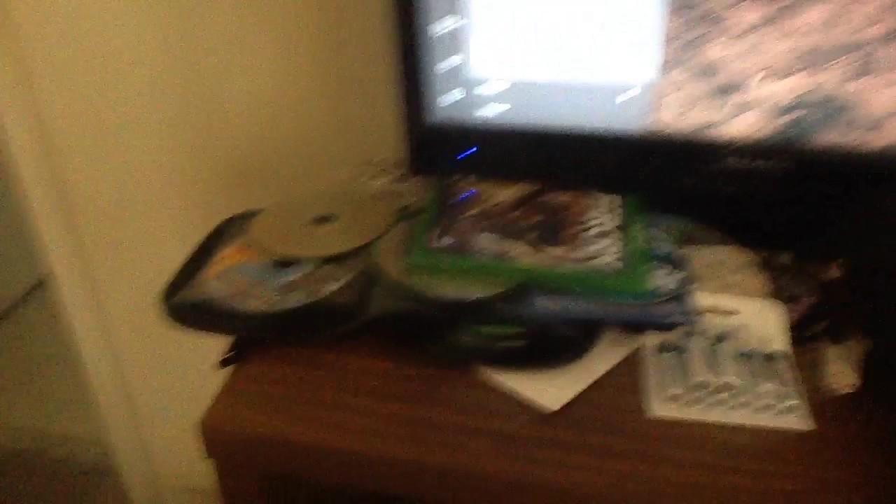 Creepy Xbox person Messages me 😮