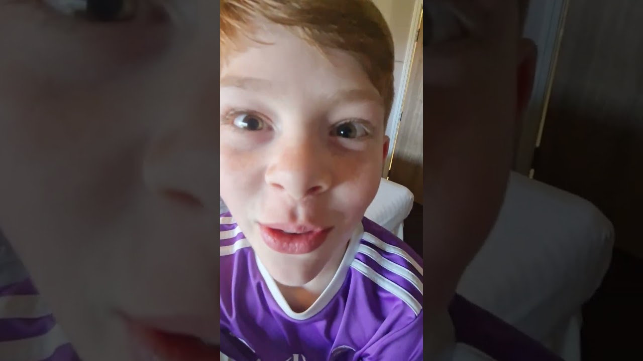 BLACKPOOL FOOTBALL CLUB HOTEL ROOM TOUR