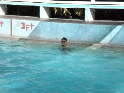 swim lessons (day1B).AVI