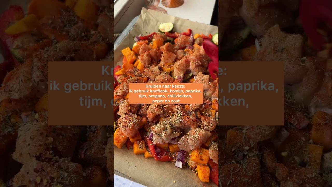 🧡BONUS RECEPT🧡 Kip Traybake met Naanbrood voor &euro;3,75 per portie!✨| 480 kcal 43 g eiwit #shorts