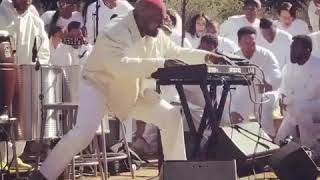 Kanye West Sunday Service *Jesus Walks*