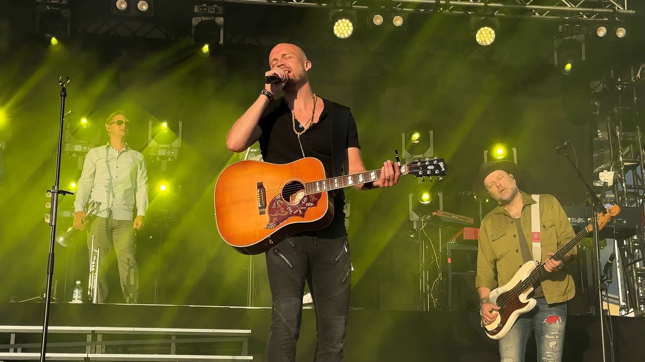 Juha Tapio - Ohikiitävää (Live) - Smugglerrok 2.8.2024 Lieto