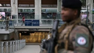 EN DIRECT - Attaque gare de Lyon : trois blessés à l'arme blanche, un homme ayant des troubles ps…