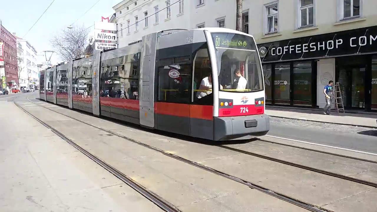 Straßenbahn Linie 60 Staglgasse in Wien - YouTube