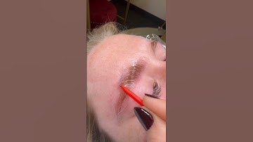 Brow lamination step 1 👌 #browlamination #browlifting #brows #browtutorial #beauty #newyear