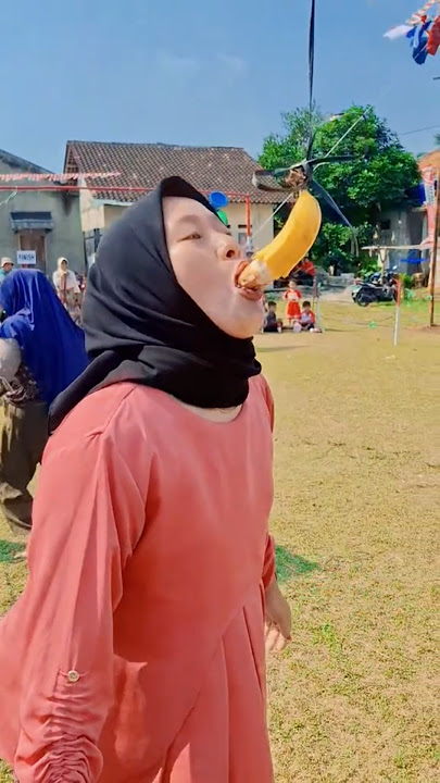 lomba emut pisang 🤣🤣🤣 #lombaagustusan #lomba17an #makanpisang #viral