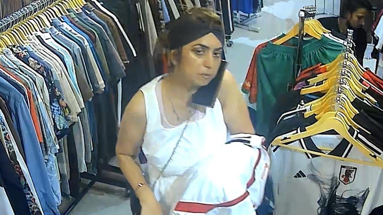 Aunty CHOR hai | Woman caught shoplifting at my clothing store in Mumbai | Shame on this woman