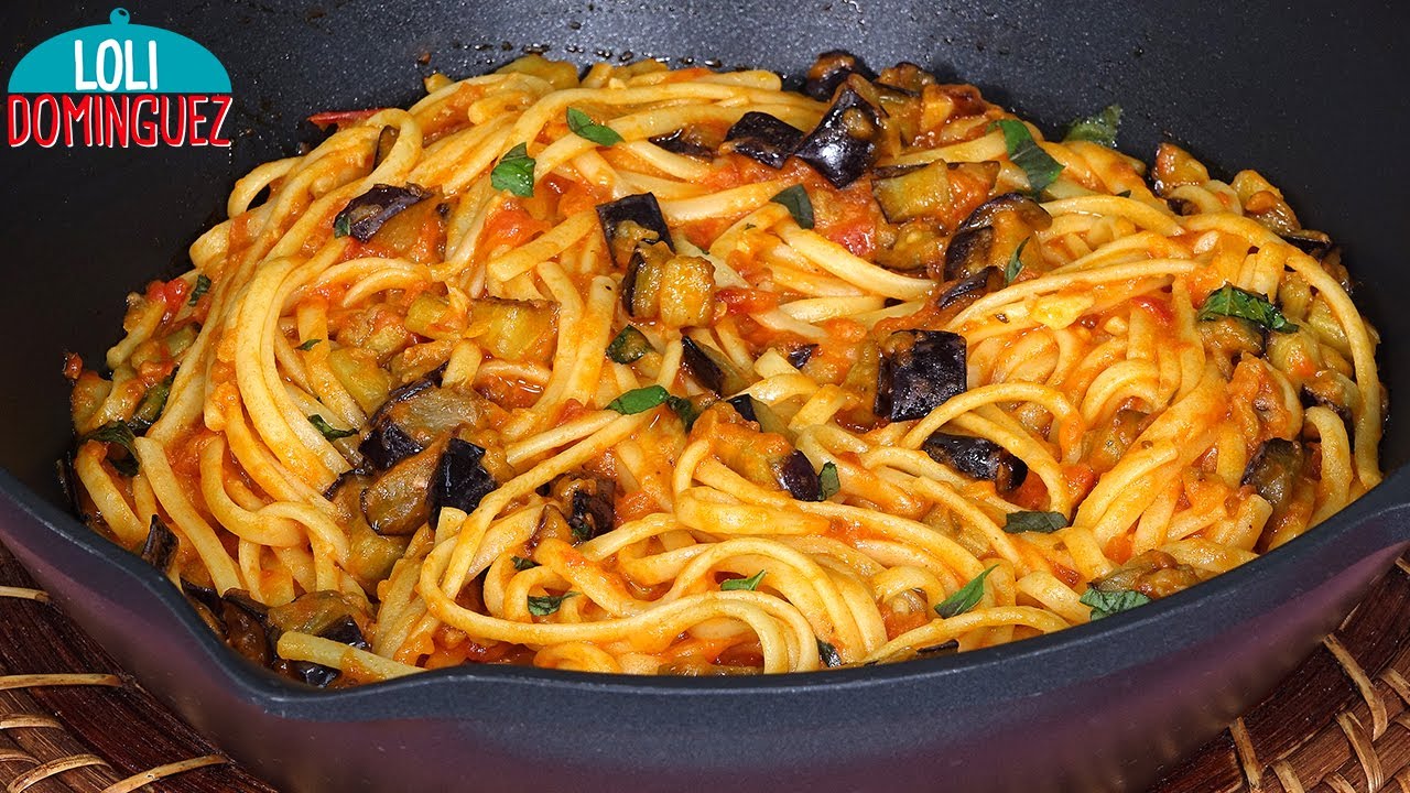 PASTA CON BERENJENAS. Receta fácil, rápida y económica que rinde mucho y que esta deliciosa.