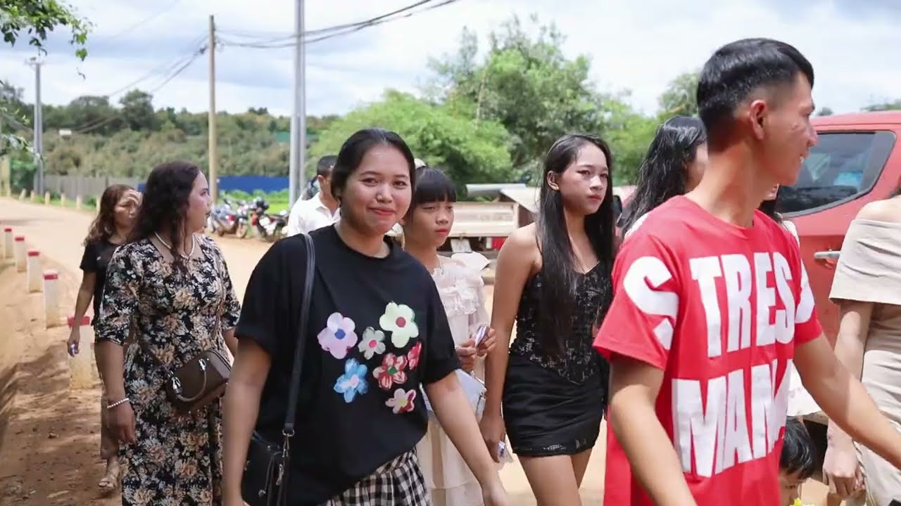 MỪNG TÂN GIA NHÀ MỚI AMA AMI MAI KÔ BUÔN YÔNG A 