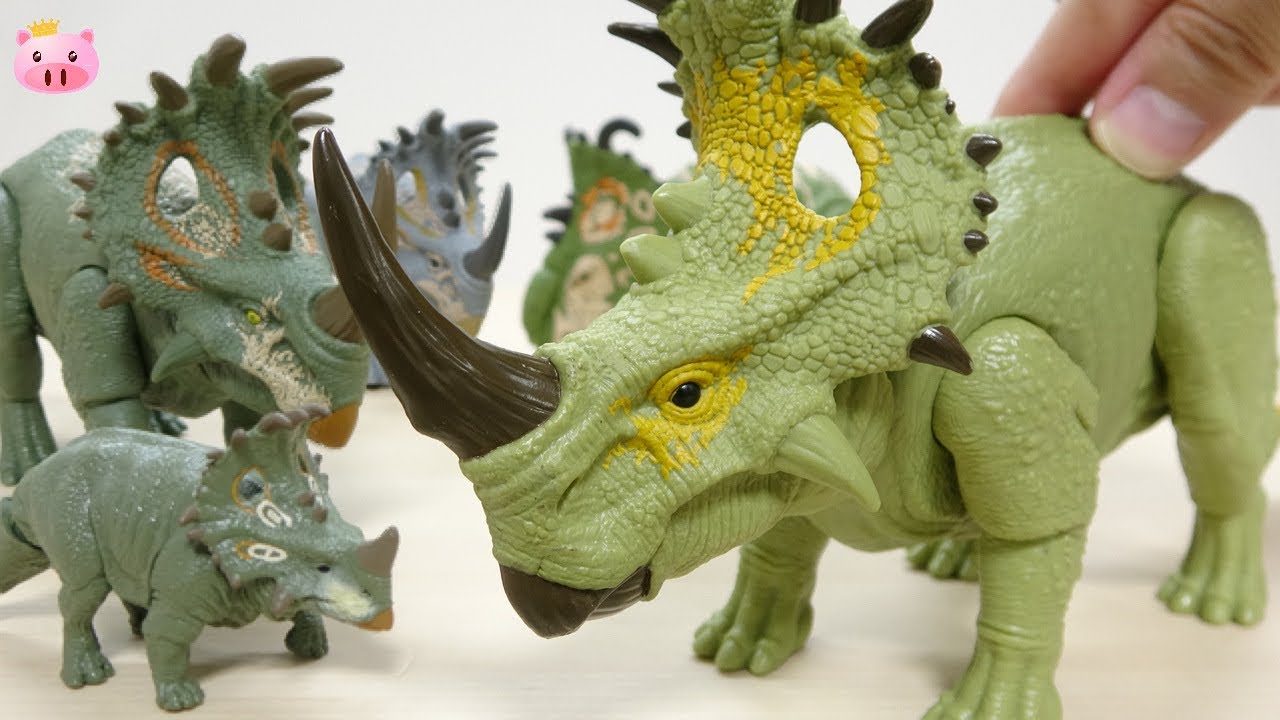 Sinoceratops with Sound Appears Again! Jurassic World New Ruler Action  Figure Roar! Sinoceratops